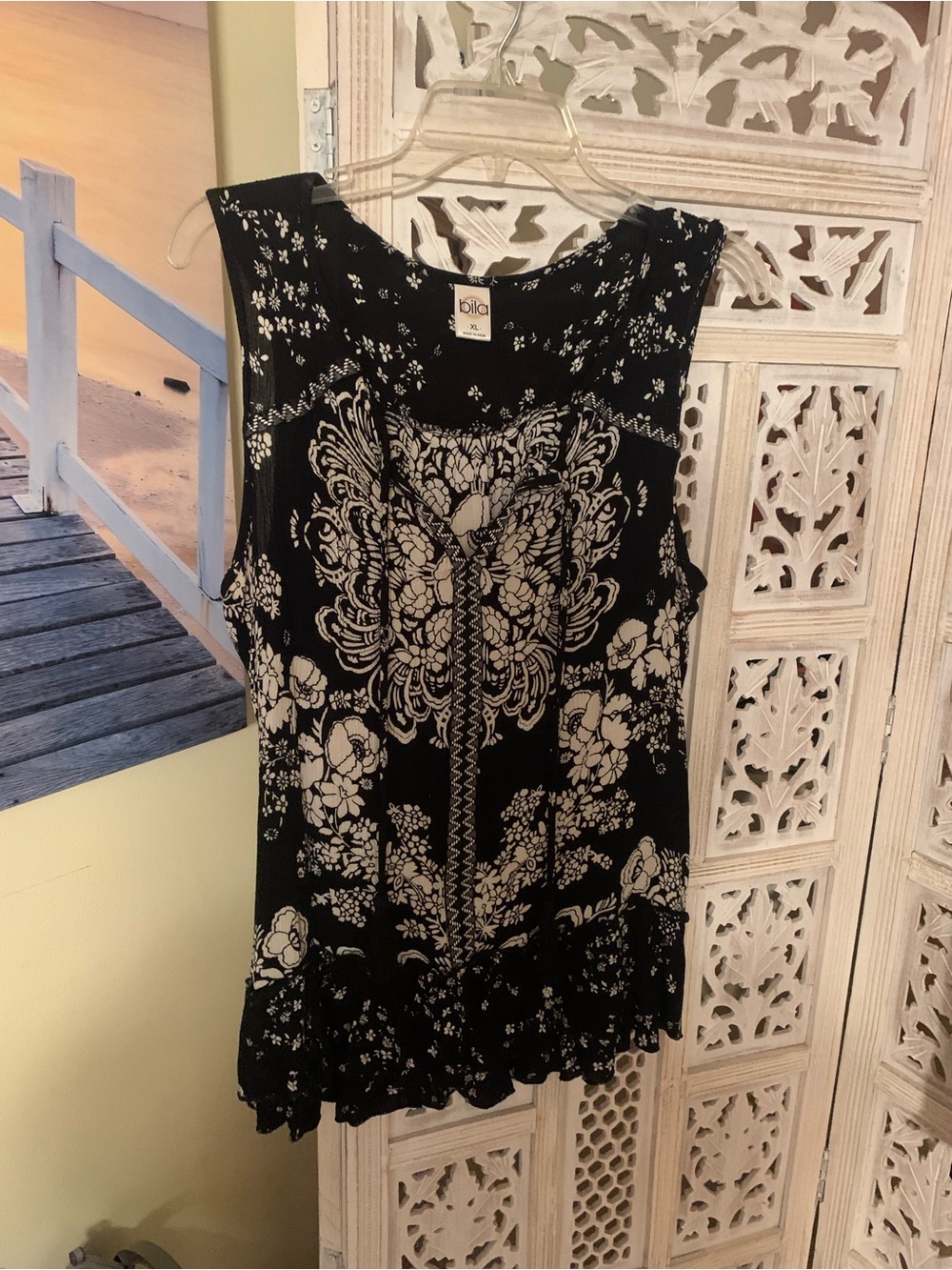 Bila Black and White Floral Top, XL
